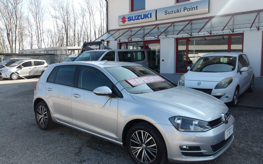 VOLKSWAGEN GOLF 7 Argento