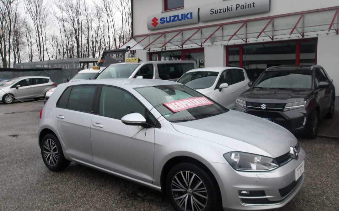 VOLKSWAGEN GOLF 7 Argento